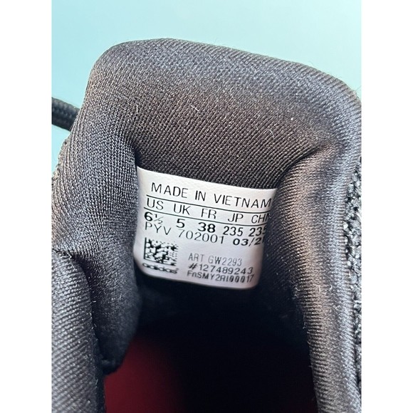 Adidas Ultraboost 4.0 DNA Triple Black Running Shoes Women's Size 6.5 GW2293 - Picture 12 of 12